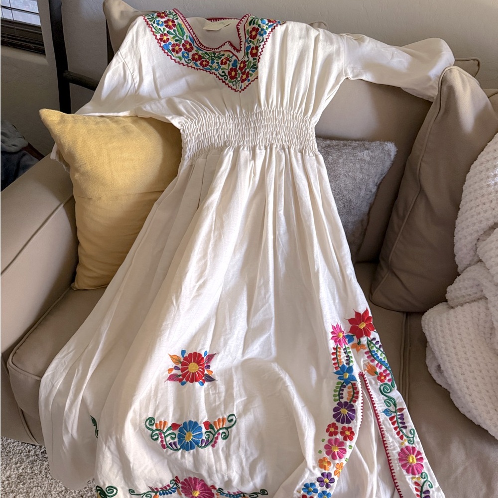 Latina Magdalena Dress